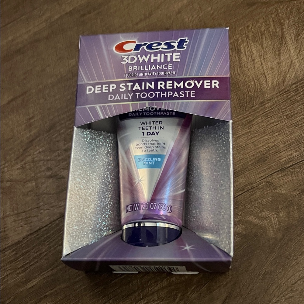 Crest 3D White Brilliance Toothpaste - Purple and Silver